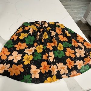 Women’s floral flowy skirt